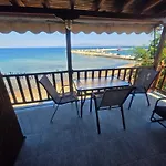 Beachfront Thassos Διαμέρισμα