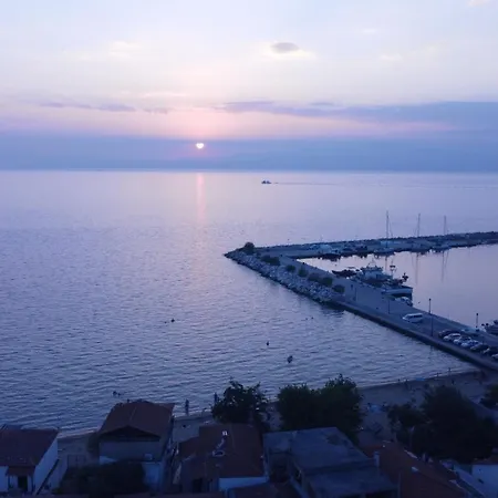 Apartment Beachfront Thassos Skala Kallirakhis