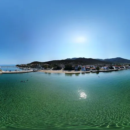 Beachfront Thassos Apartment *
