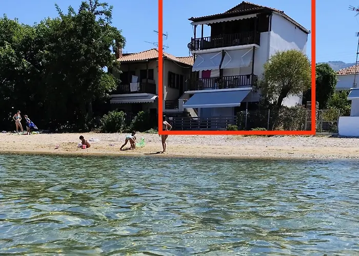Beachfront Thassos Апартаменты