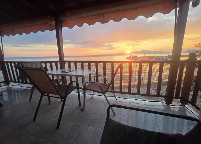 Beachfront Thassos Διαμέρισμα *