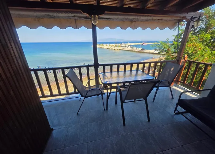 Beachfront Thassos Апартаменты